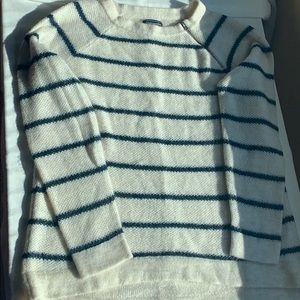 Abercrombie & Fitch Sweater